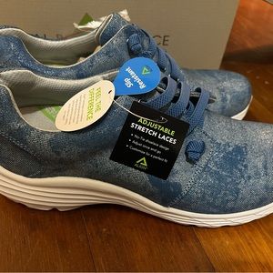 Nurse Mates Align Velocity Women’s Size 9